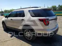 2017 Ford EXPLORER photo