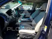 2017 Ford EXPLORER photo