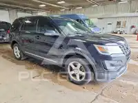 2017 Ford EXPLORER photo