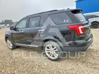 2017 Ford EXPLORER photo