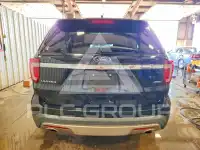 2017 Ford EXPLORER photo