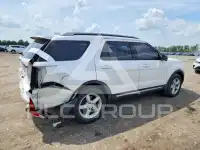 2017 Ford EXPLORER photo