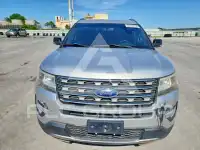 2017 Ford EXPLORER photo