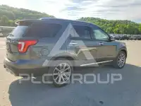 2017 Ford EXPLORER photo