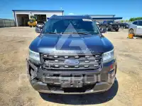 2017 Ford EXPLORER photo