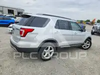 2017 Ford EXPLORER photo