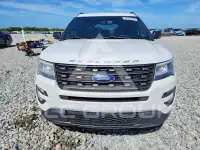 2017 Ford EXPLORER photo