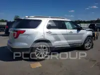 2017 Ford EXPLORER photo