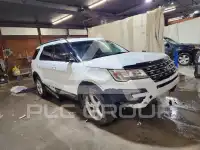 2017 Ford EXPLORER фото