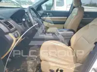 2017 Ford EXPLORER photo