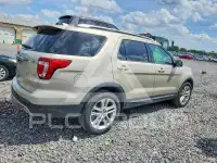 2017 Ford EXPLORER photo