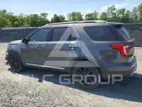2017 Ford EXPLORER photo
