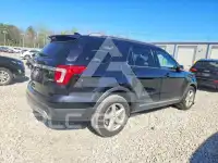 2017 Ford EXPLORER photo