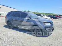 2017 Ford EXPLORER photo