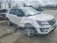 2017 Ford EXPLORER photo