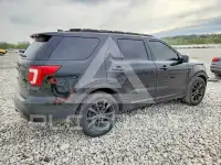 2017 Ford EXPLORER photo