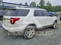 2017 Ford EXPLORER photo