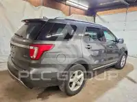 2017 Ford EXPLORER фото