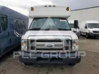 2017 Ford ECONOLINE photo