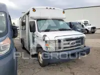 2017 Ford ECONOLINE photo