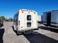 2017 Ford E-350 фото