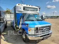 2017 Ford ECONOLINE фото