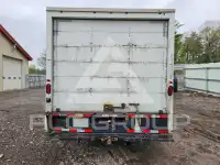 2017 Ford E-350 фото