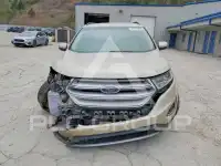 2017 Ford EDGE photo