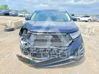 2017 Ford EDGE photo