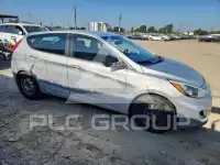 2017 Hyundai Accent photo