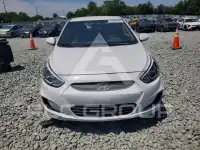 2017 Hyundai Accent photo