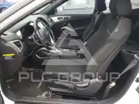 2017 Hyundai Veloster photo