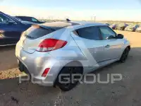 2017 Hyundai Veloster photo