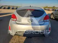 2017 Hyundai Veloster photo