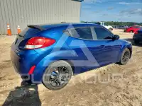 2017 Hyundai Veloster photo