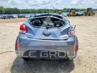 2017 Hyundai Veloster photo