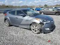 2017 Hyundai Veloster фото