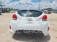 2017 Hyundai Veloster photo