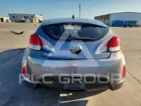 2017 Hyundai Veloster photo
