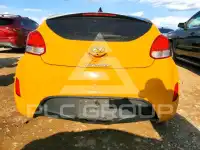 2017 Hyundai Veloster photo