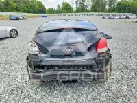 2017 Hyundai Veloster photo