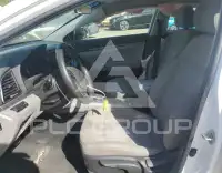 2017 Hyundai Elantra photo