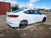 2017 Hyundai Elantra photo
