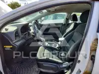 2017 Hyundai Elantra photo