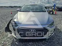 2017 Hyundai Elantra photo