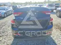 2017 Hyundai Elantra photo