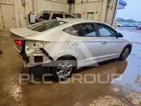 2017 Hyundai Elantra photo