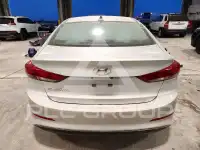 2017 Hyundai Elantra фото