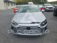 2017 Hyundai Elantra photo