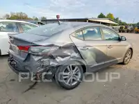 2017 Hyundai Elantra photo